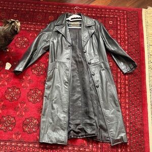 Vanity Leather Black Trench